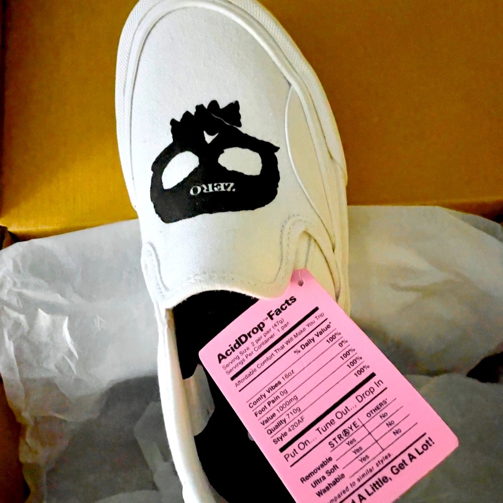 NWT - STRAYE VENTURA XZ ZERO - wht 3M/4.5W